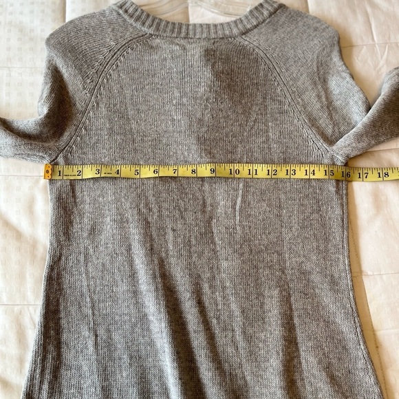 If It Were Me Anthropologie Gray Lace Up Collar Bell Sleeve Long Sweater Medium - Picture 14 of 16